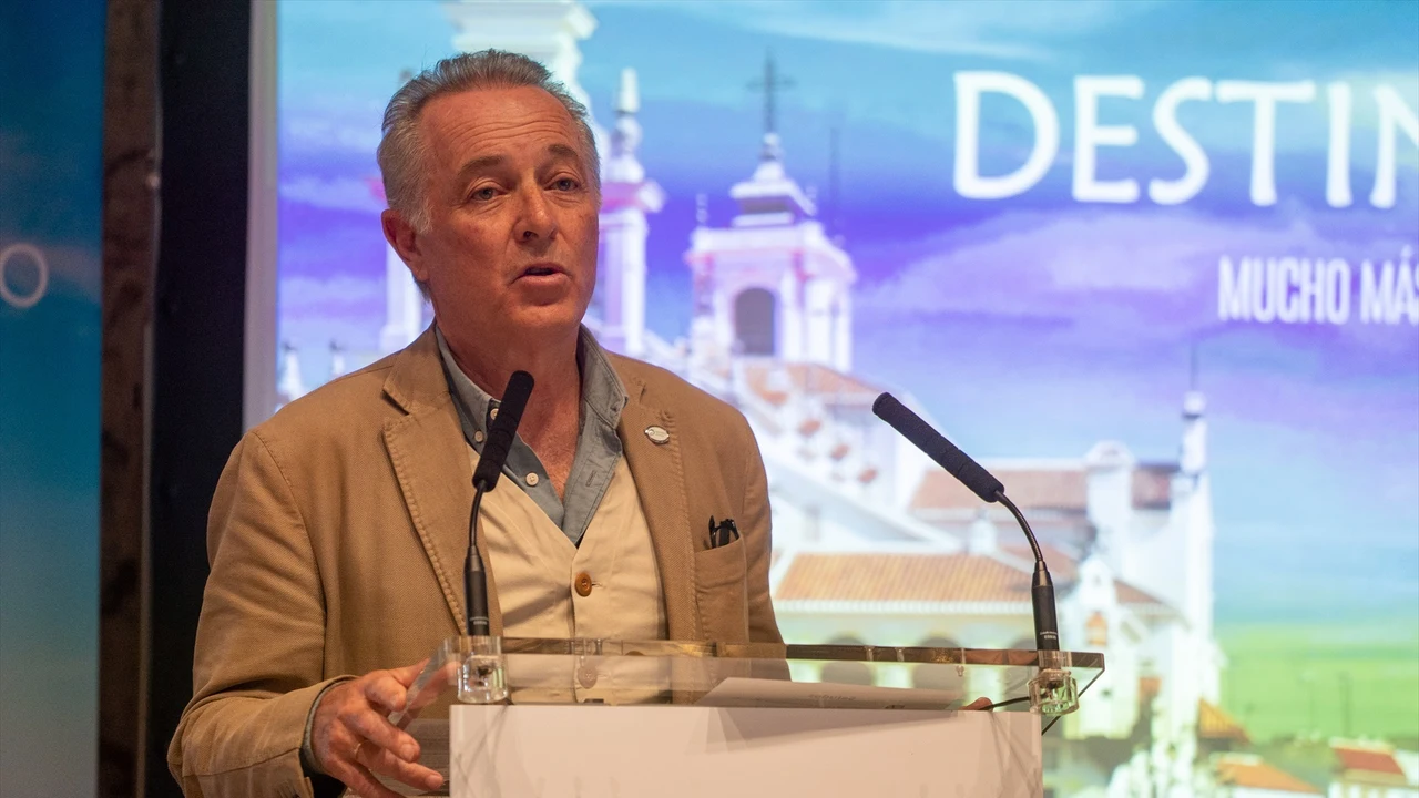 José Manuel Soto insulta a Pedro Sánchez en Twitter y le cancelan dos conciertos