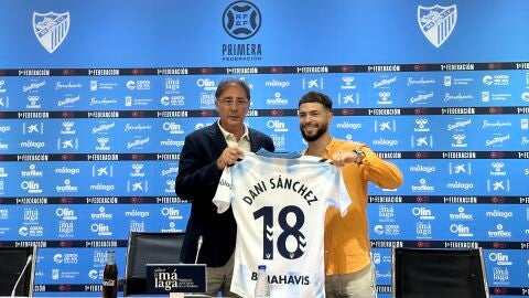 Dani S&aacute;nchez presentado como nuevo jugador del M&aacute;laga CF