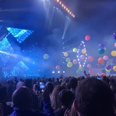 Imagen de archivo de un concierto con gran afluencia de personas Imagen de archivo de un concierto con gran afluencia de personas