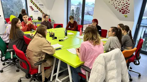 Reforma educativa y salud mental, la prioridades de los jóvenes ucranianos para la reconstrucción del país Reforma educativa y salud mental, la prioridades de los jóvenes ucranianos para la reconstrucción del país