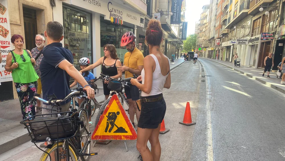 Polémica con los carriles bici de Elche Polémica con los carriles bici de Elche