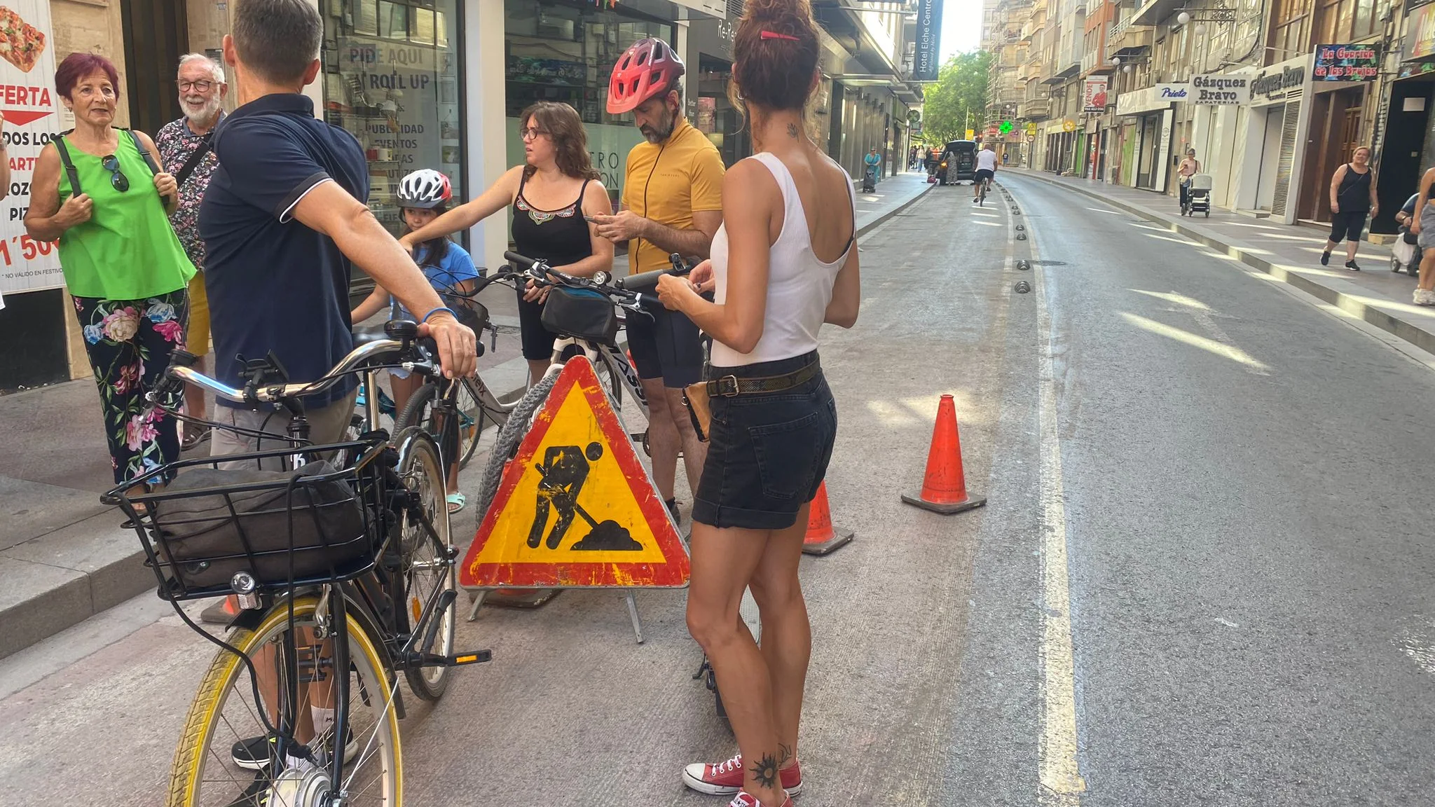 Polémica con los carriles bici de Elche Polémica con los carriles bici de Elche
