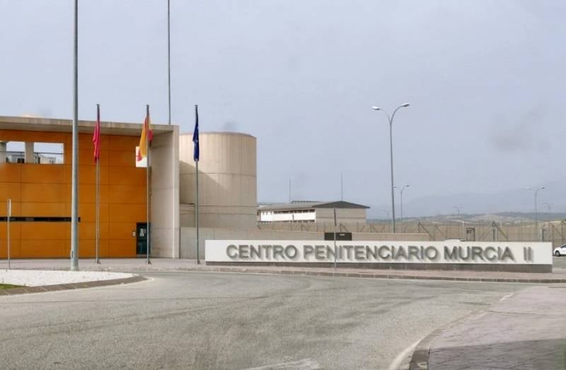 Un recluso agrede a dos funcionarios de prisiones en la cárcel de Campos del Río Un recluso agrede a dos funcionarios de prisiones en la cárcel de Campos del Río