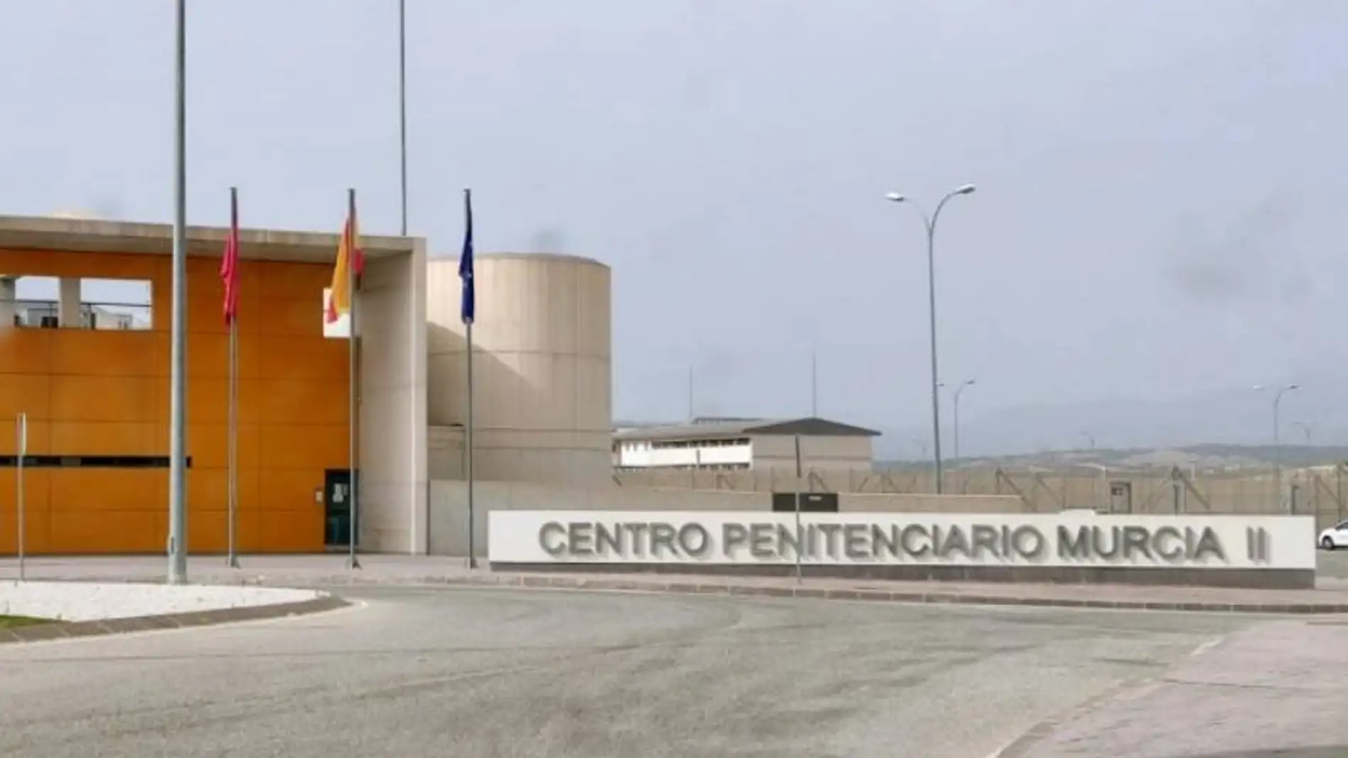 Un recluso agrede a dos funcionarios de prisiones en la prosión de Campos del Río