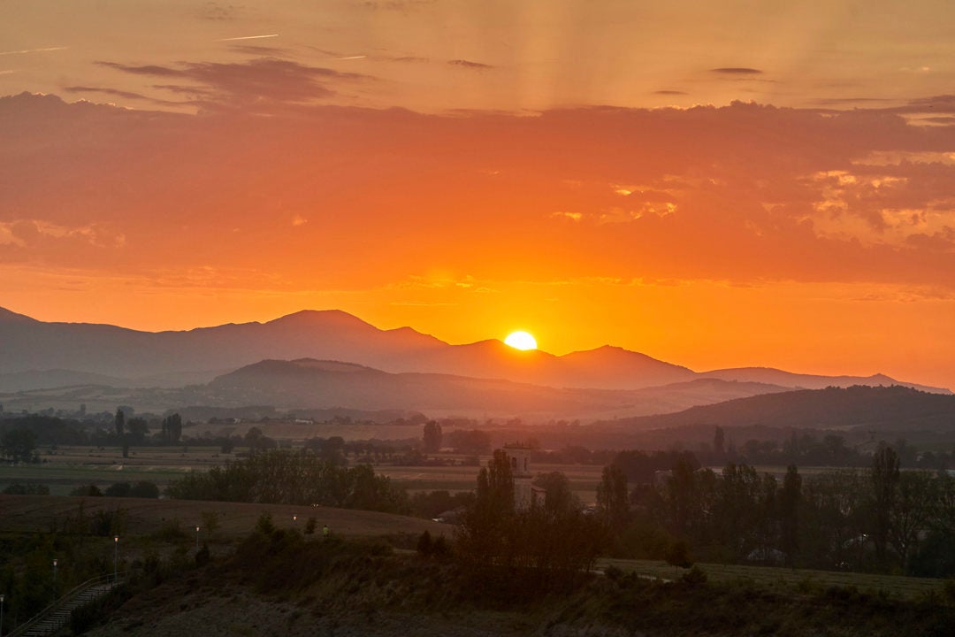 La ola de calor continúa en España: estas son las provincias en riesgo extremo La ola de calor continúa en España: estas son las provincias en riesgo extremo