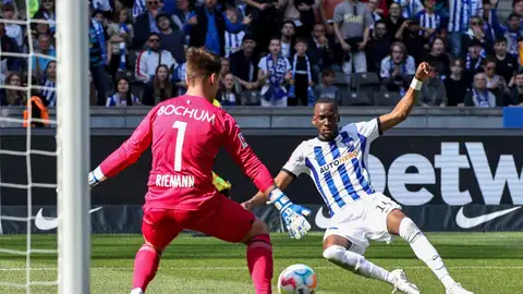 Montiel fuera, Lukebakio dentro Montiel fuera, Lukebakio dentro