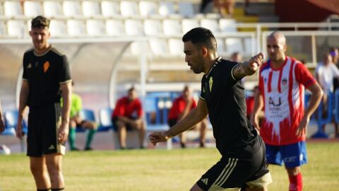 El Real Murcia le enseña la puerta de salida a Dani Romera