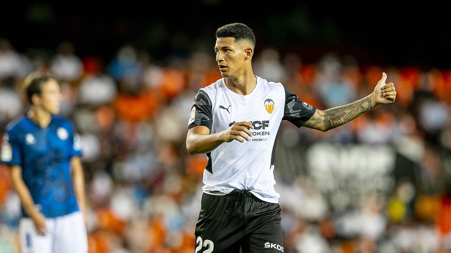 El Valencia hace oficial el traspaso de Marcos André al Valladolid El Valencia hace oficial el traspaso de Marcos André al Valladolid