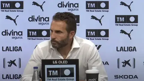 Rubén Baraja sigue esperando sus fichajes Rubén Baraja sigue esperando sus fichajes