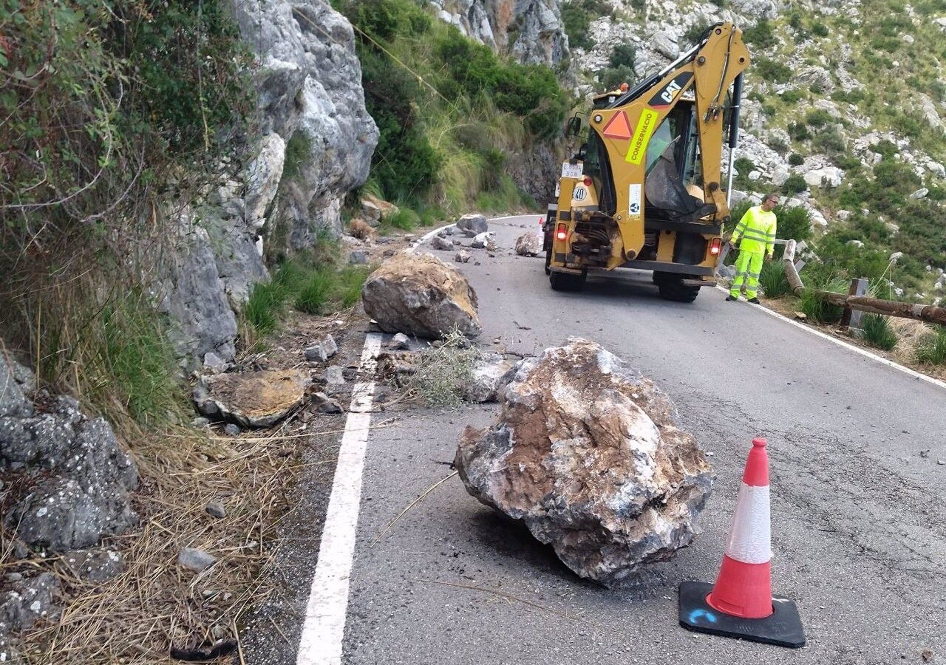El Consell eleva a más de 270 las incidencias en Mallorca a causa del temporal El Consell eleva a más de 270 las incidencias en Mallorca a causa del temporal
