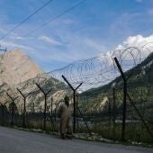 Frontera entre las partes de Cachemira controladas por India y Pakistán