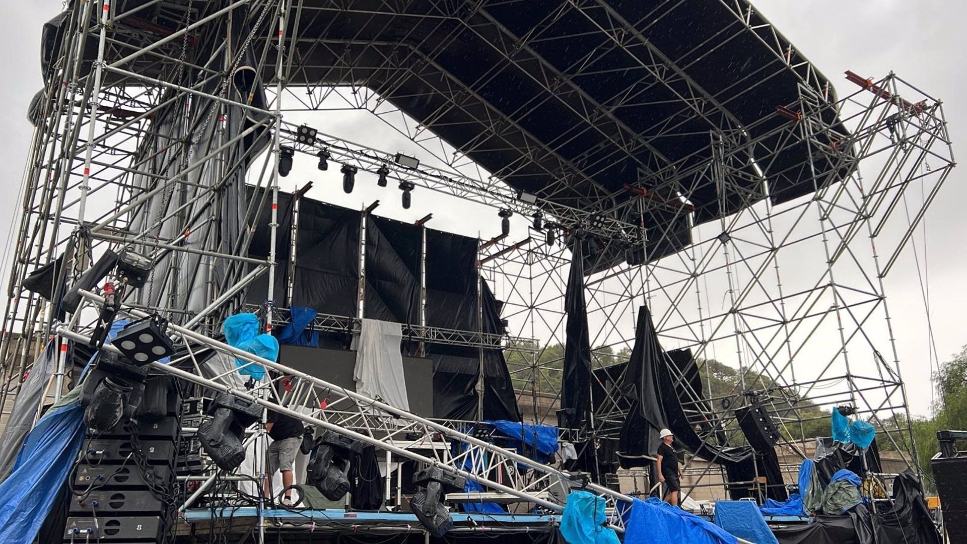 La verbena de Sant Agustí reducirá en 1.000 personas el aforo previsto ante los desperfectos del temporal La verbena de Sant Agustí reducirá en 1.000 personas el aforo previsto ante los desperfectos del temporal