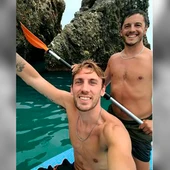 Continúa la búsqueda de los dos desaparecidos cuando practicaban paddle surf Continúa la búsqueda de los dos desaparecidos cuando practicaban paddle surf