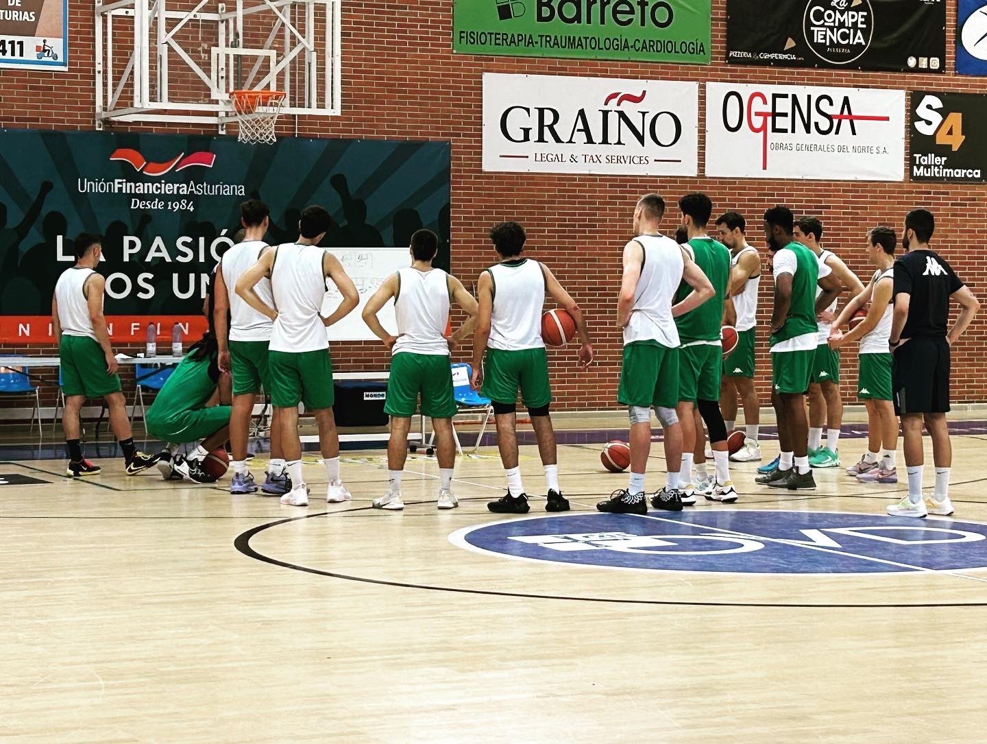 Los Deportes en Más de Uno Oviedo 29/08/2023 Los Deportes en Más de Uno Oviedo 29/08/2023