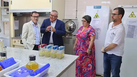 El presidente de la Diputación de Badajoz visita el Ctaex y conoce los "importantes proyectos" que desarrolla El presidente de la Diputación de Badajoz visita el Ctaex y conoce los "importantes proyectos" que desarrolla