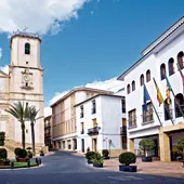 La Nucía y Calpe arrancan las campañas del Bono Consumo para el inicio del curso mientras Benidorm no la retrasa a Navidad La Nucía y Calpe arrancan las campañas del Bono Consumo para el inicio del curso mientras Benidorm no la retrasa a Navidad