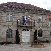Casa do Concello do Irixo (Ourense). Wikipedia