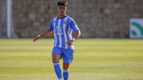 Andr&eacute;s Caro durante un partido con el M&aacute;laga CF