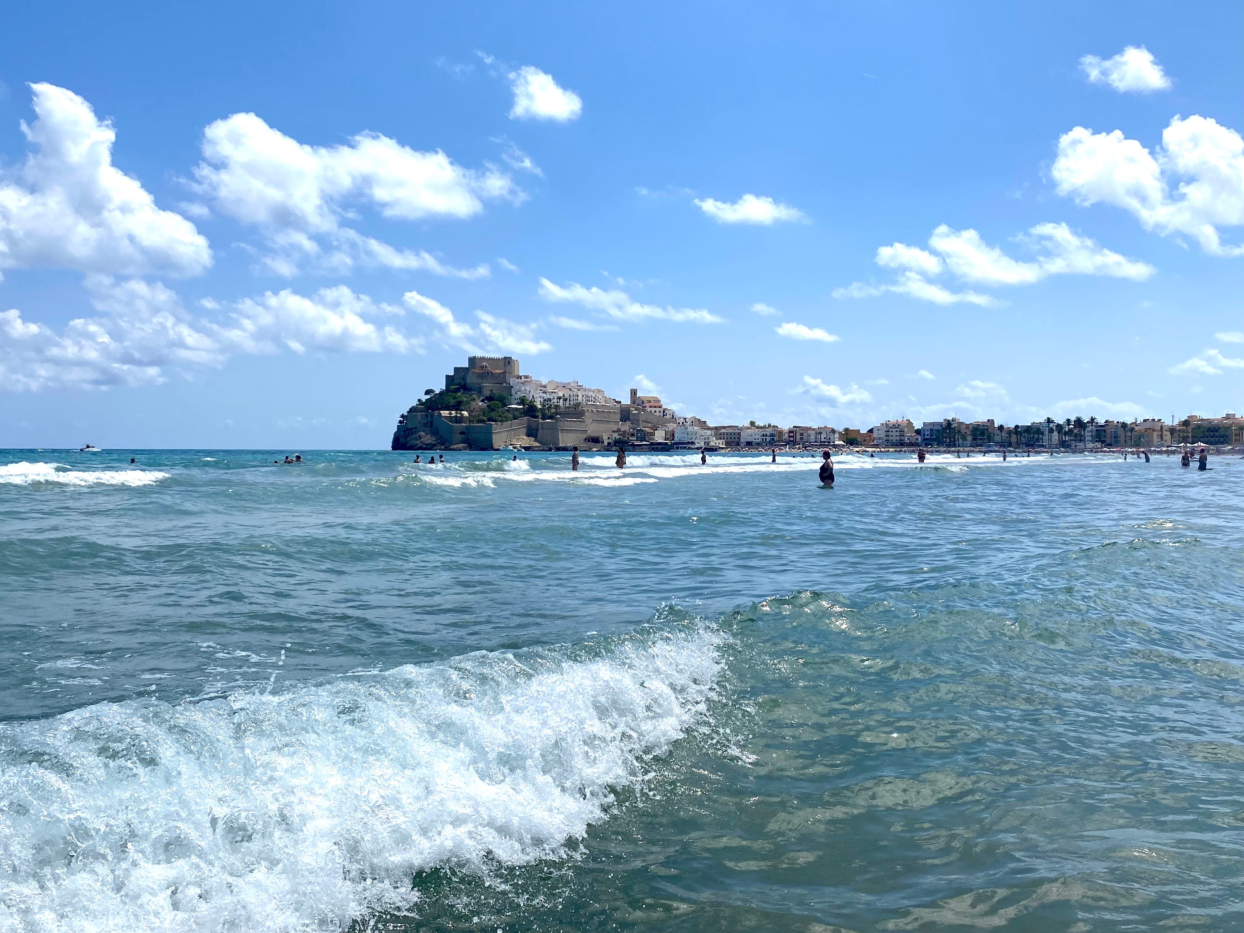 Hallan el cadáver de una persona en una playa de Peñíscola Hallan el cadáver de una persona en una playa de Peñíscola