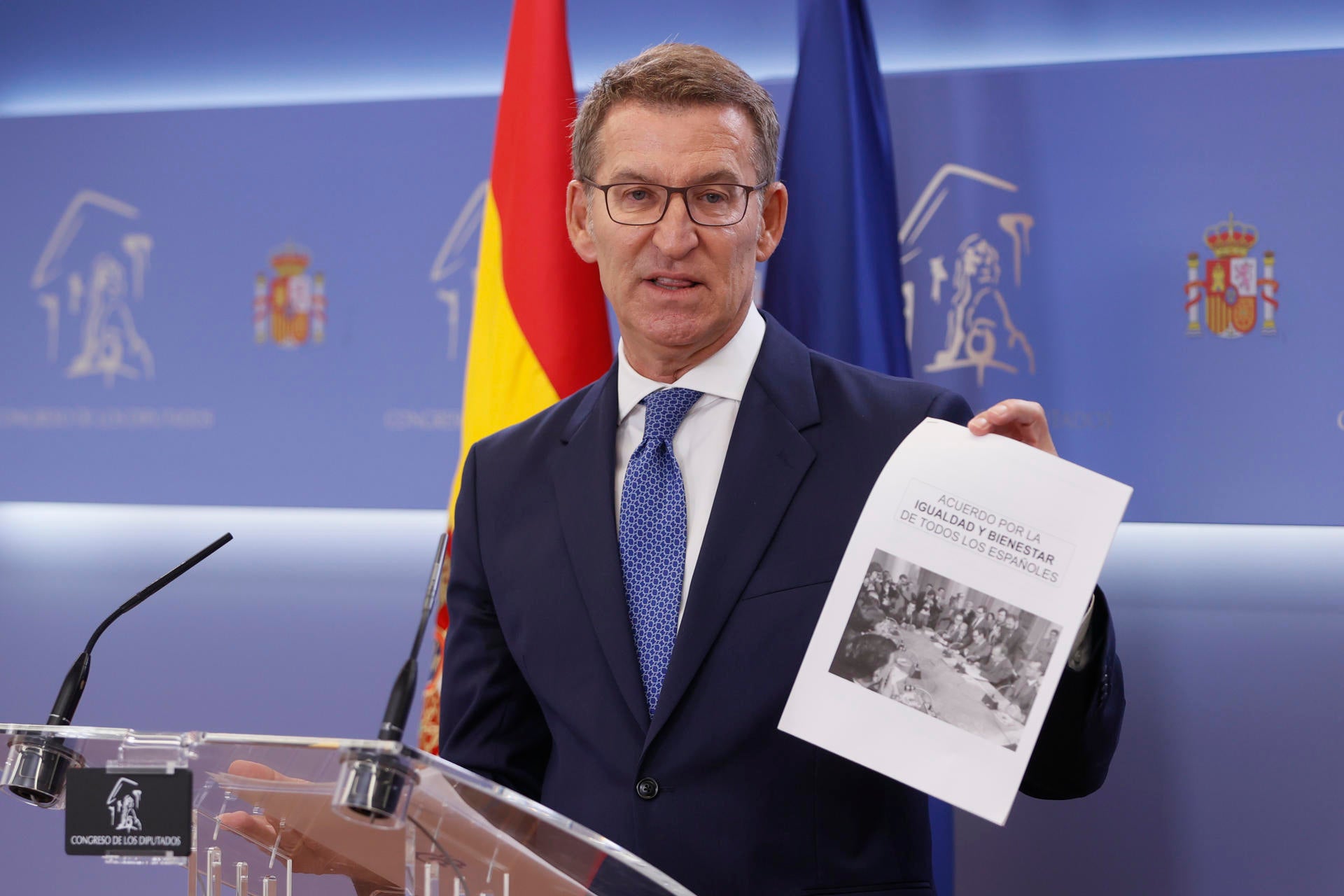 Feijóo explica que su propuesta de Gobierno pasa por "la igualdad de todos los españoles" Feijóo explica que su propuesta de Gobierno pasa por "la igualdad de todos los españoles"