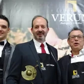 José Carlos Rodríguez (centro), Mejor Sumiller de Castilla La Mancha en 2018 José Carlos Rodríguez (centro), Mejor Sumiller de Castilla La Mancha en 2018