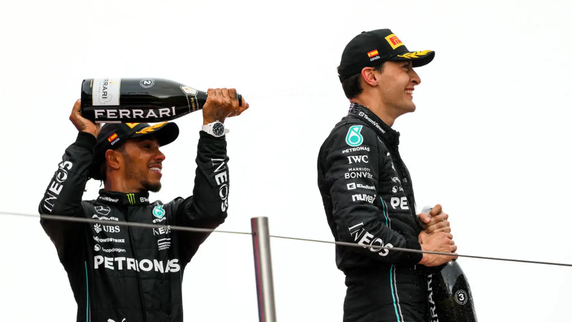 Hamilton y Russell renuevan con Mercedes hasta 2025