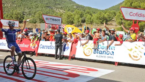 Una imagen de la edición de 2022 a su paso por la Costa Blanca Una imagen de la edición de 2022 a su paso por la Costa Blanca