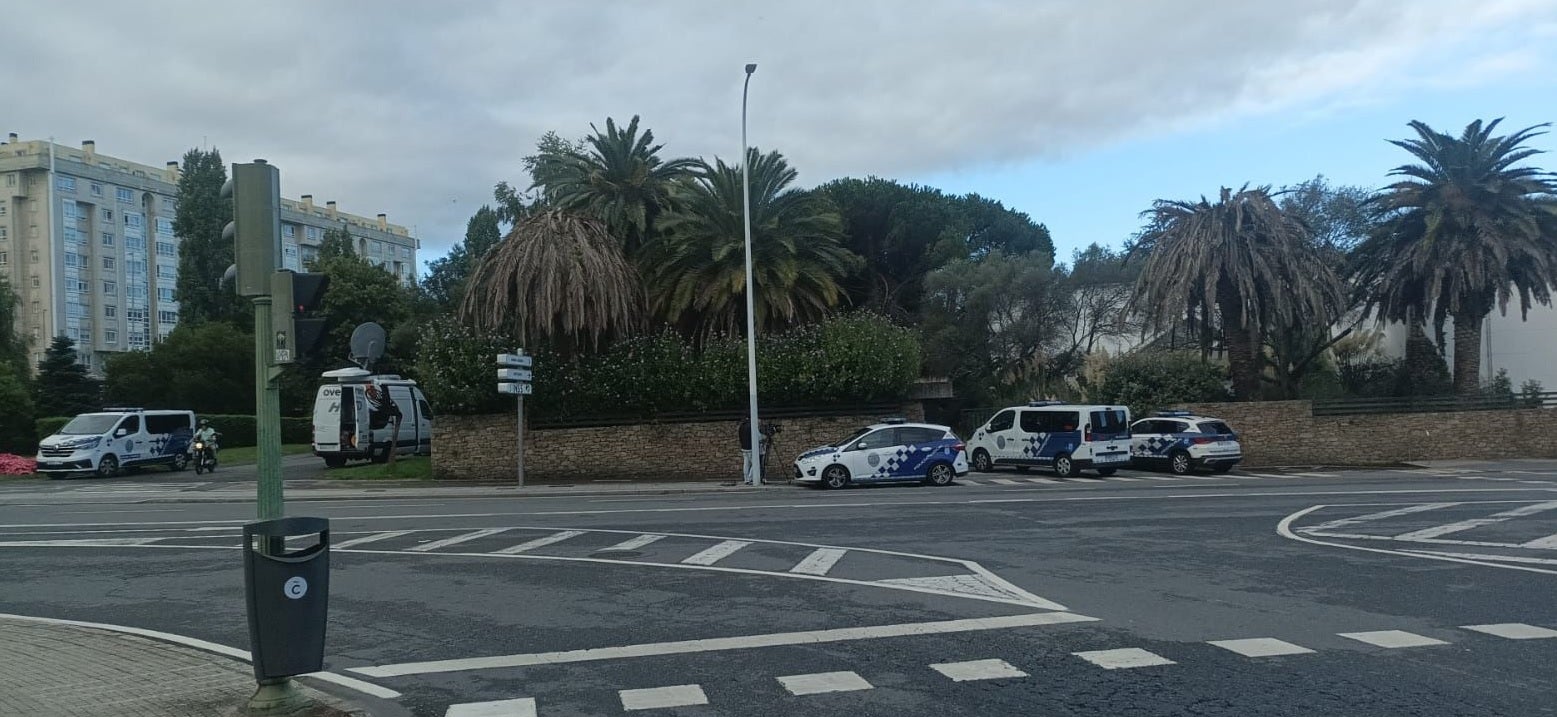 Inés Rey: "La Policía Local actuó en el Club Financiero por petición de la Policía Nacional y he pedido reunión al Delegado del Gobierno" Inés Rey: "La Policía Local actuó en el Club Financiero por petición de la Policía Nacional y he pedido reunión al Delegado del Gobierno"