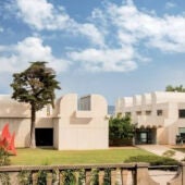 La Fundació Miró es troba a Montjuïc, a Barcelona