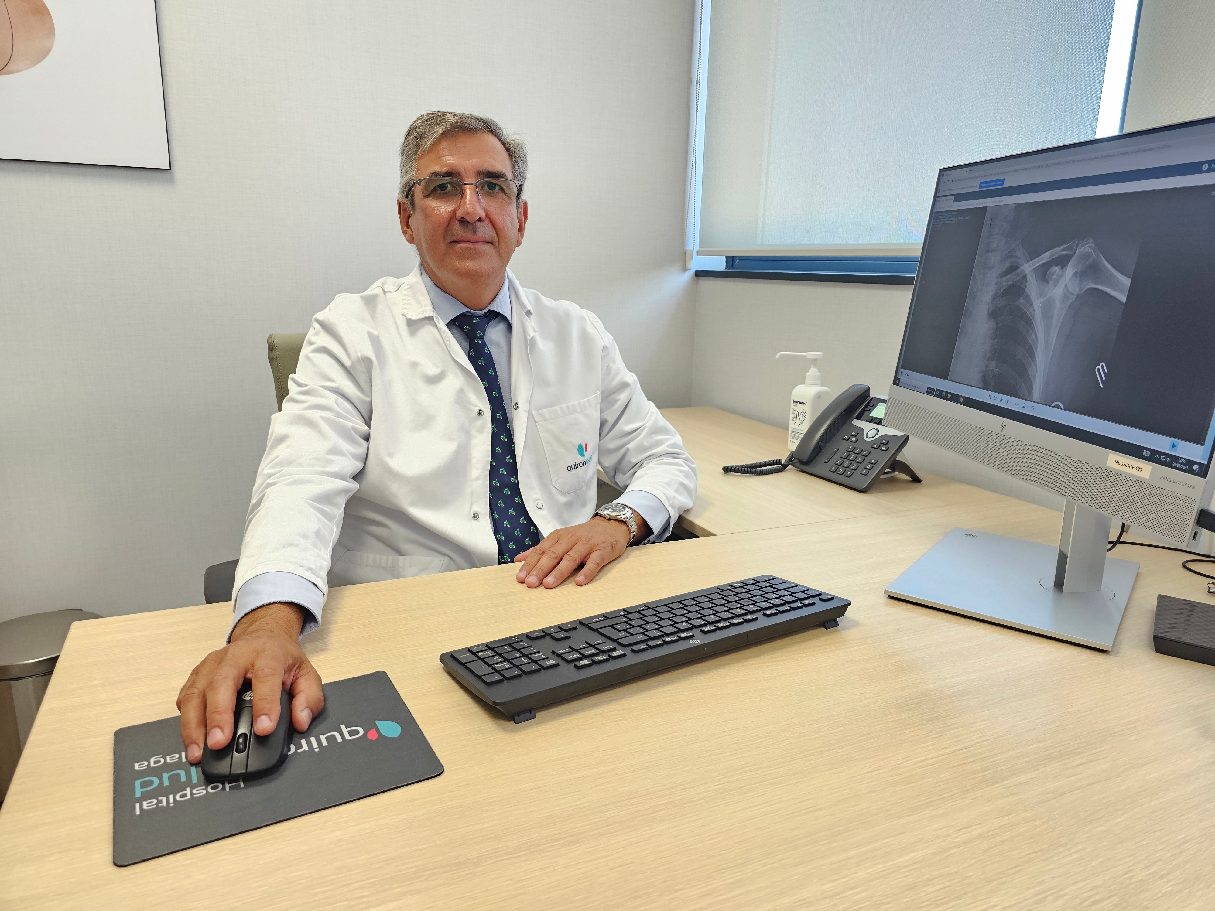 El jefe de Traumatología de Quirónsalud Málaga ingresa en la Academia Americana de Cirujanos de Hombro y Codo El jefe de Traumatología de Quirónsalud Málaga ingresa en la Academia Americana de Cirujanos de Hombro y Codo