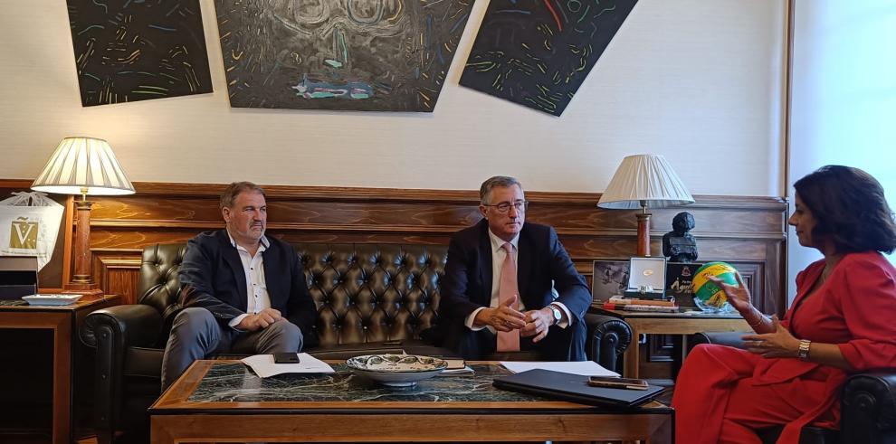 Blasco quiere que el FITE "se piense a 8 años" Blasco quiere que el FITE "se piense a 8 años"