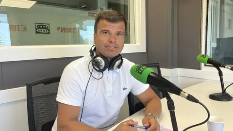 Diego López, delegado de Obra Pública, en los estudios de Onda Cero Marbella Diego López, delegado de Obra Pública, en los estudios de Onda Cero Marbella