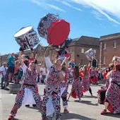 Batala Mundo en su actuación en Portsmouths (Inglaterra) Batala Mundo en su actuación en Portsmouths (Inglaterra)