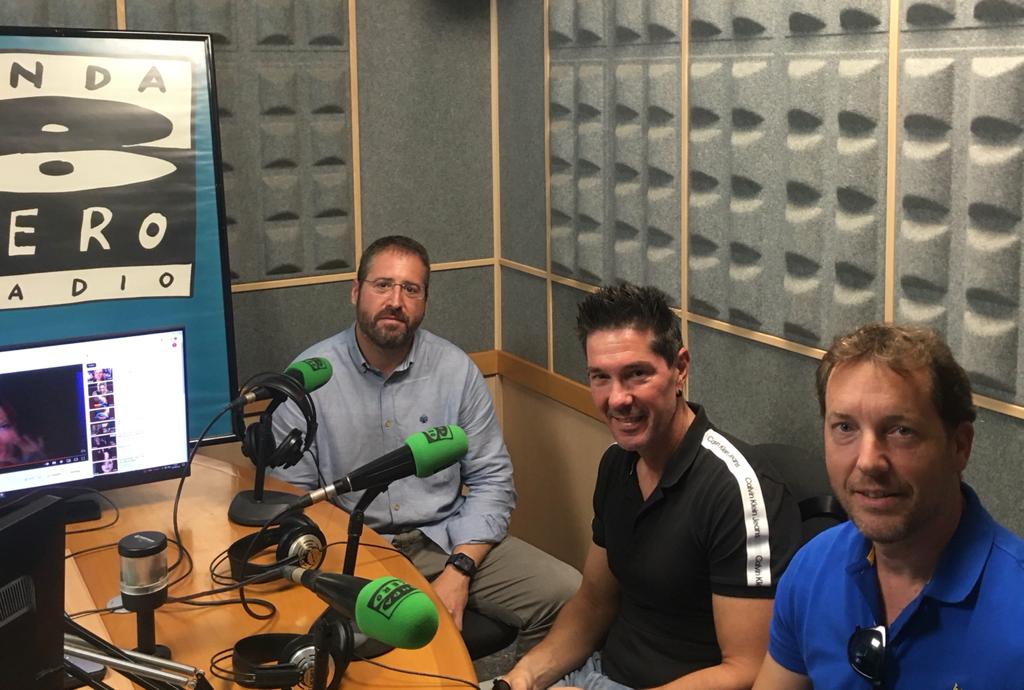 Canet d'en Berenguer se convierte en el espectáculo de la música 'remember' Canet d'en Berenguer se convierte en el espectáculo de la música 'remember'