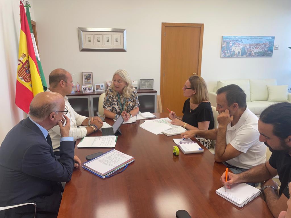 Junta de Andalucía y Ayuntamiento de Puerto Real, juntos para 'revivir' a Las Canteras Junta de Andalucía y Ayuntamiento de Puerto Real, juntos para 'revivir' a Las Canteras