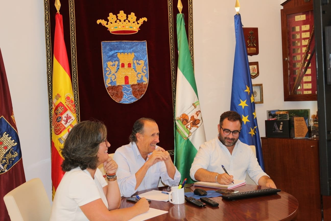 Chiclana y Astillero retomarán las actividades conjuntas en el 30 aniversario de su hermanamiento Chiclana y Astillero retomarán las actividades conjuntas en el 30 aniversario de su hermanamiento