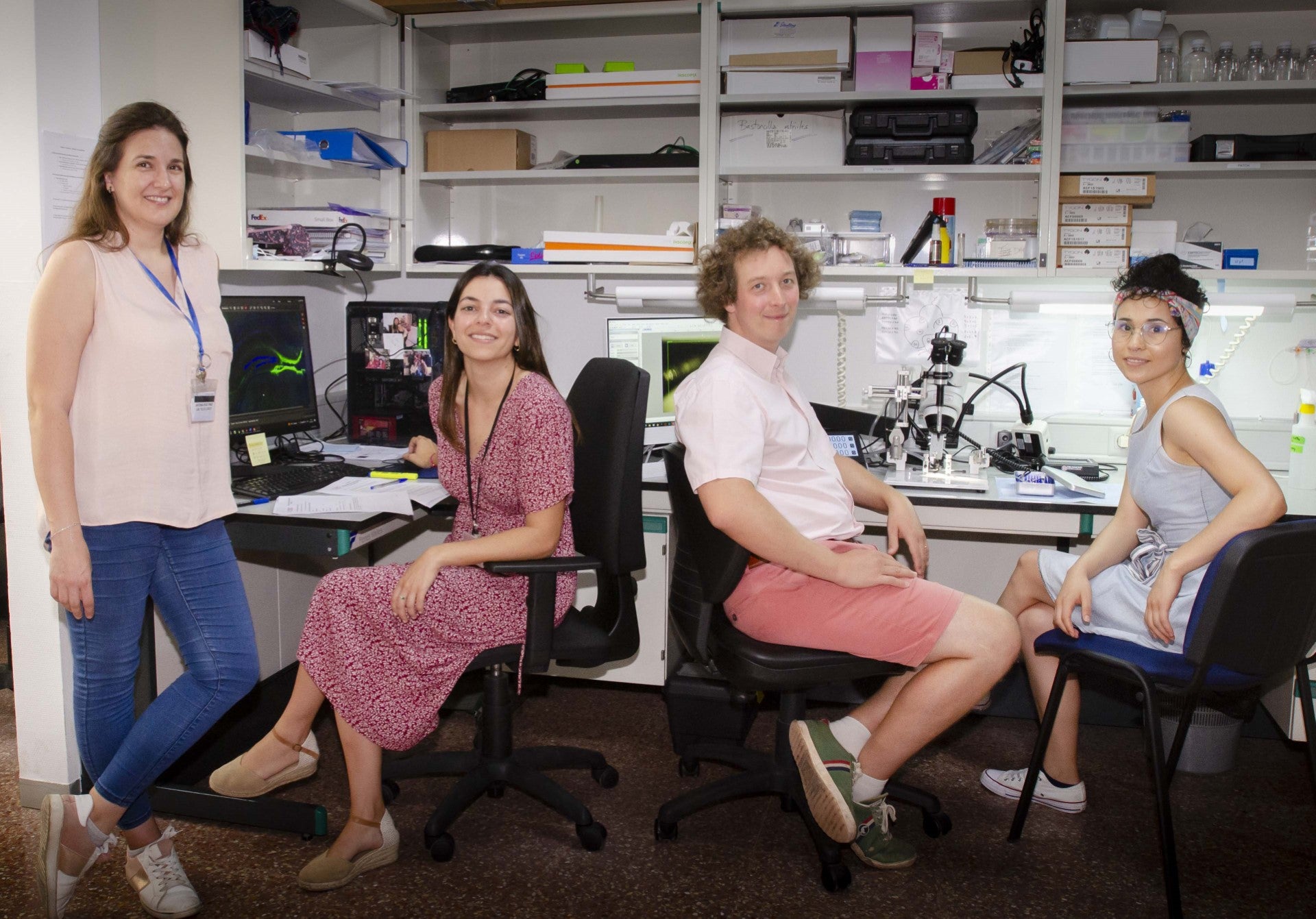 El Instituto de Neurociencias de la UMH de Elche identifica el mecanismo que vincula la memoria social con las preferencias para interactuar con otros congéneres El Instituto de Neurociencias de la UMH de Elche identifica el mecanismo que vincula la memoria social con las preferencias para interactuar con otros congéneres