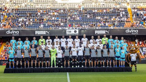 El valor de plantilla del Valencia se desploma 100 millones seg&uacute;n Transfermarkt
