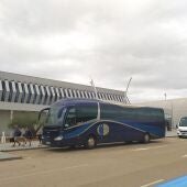 El servicio de autobús del Aeropuerto de Castellón mantiene la conexión con València en septiembre y octubre 