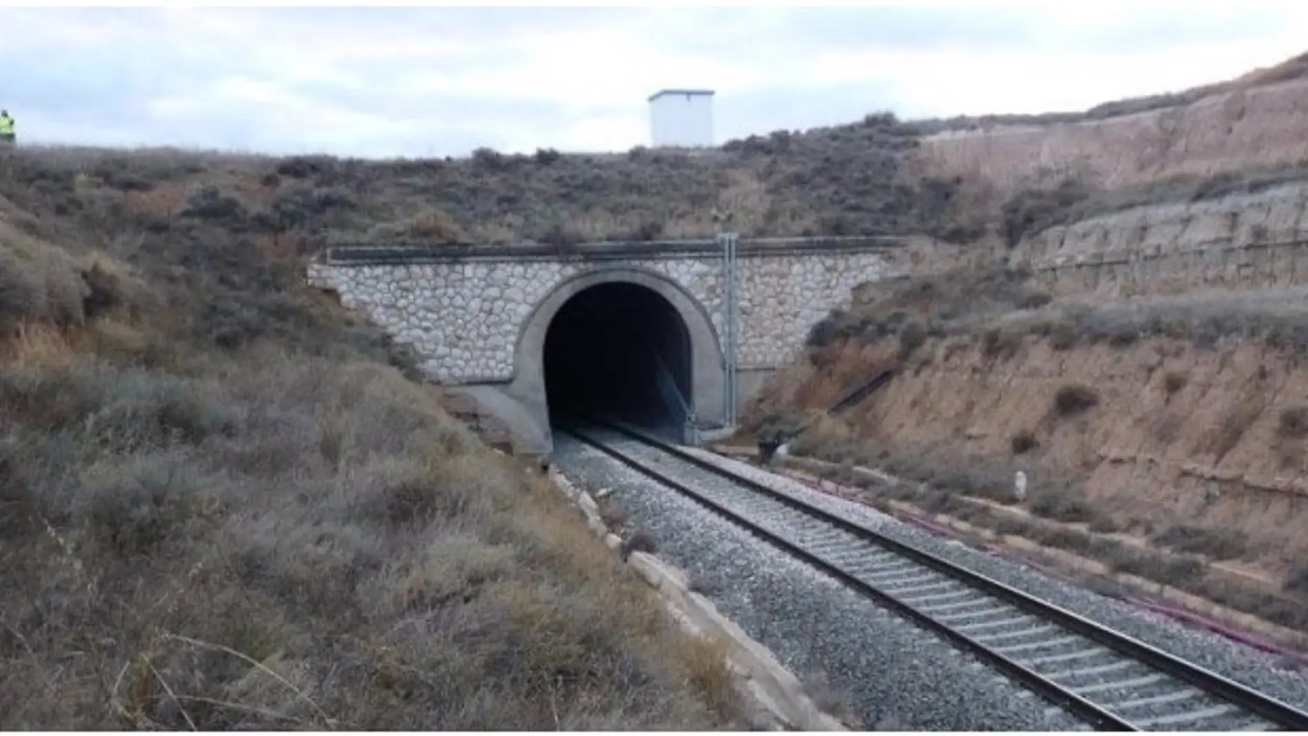 Uno de los túneles de la línea Sagunto-Teruel-Zaragoza en los que se actuará