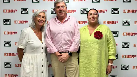 Mercedes Vázquez, Sergio García y Ana Eugenia Venegas han sido los tertulianos de este viernes Mercedes Vázquez, Sergio García y Ana Eugenia Venegas han sido los tertulianos de este viernes