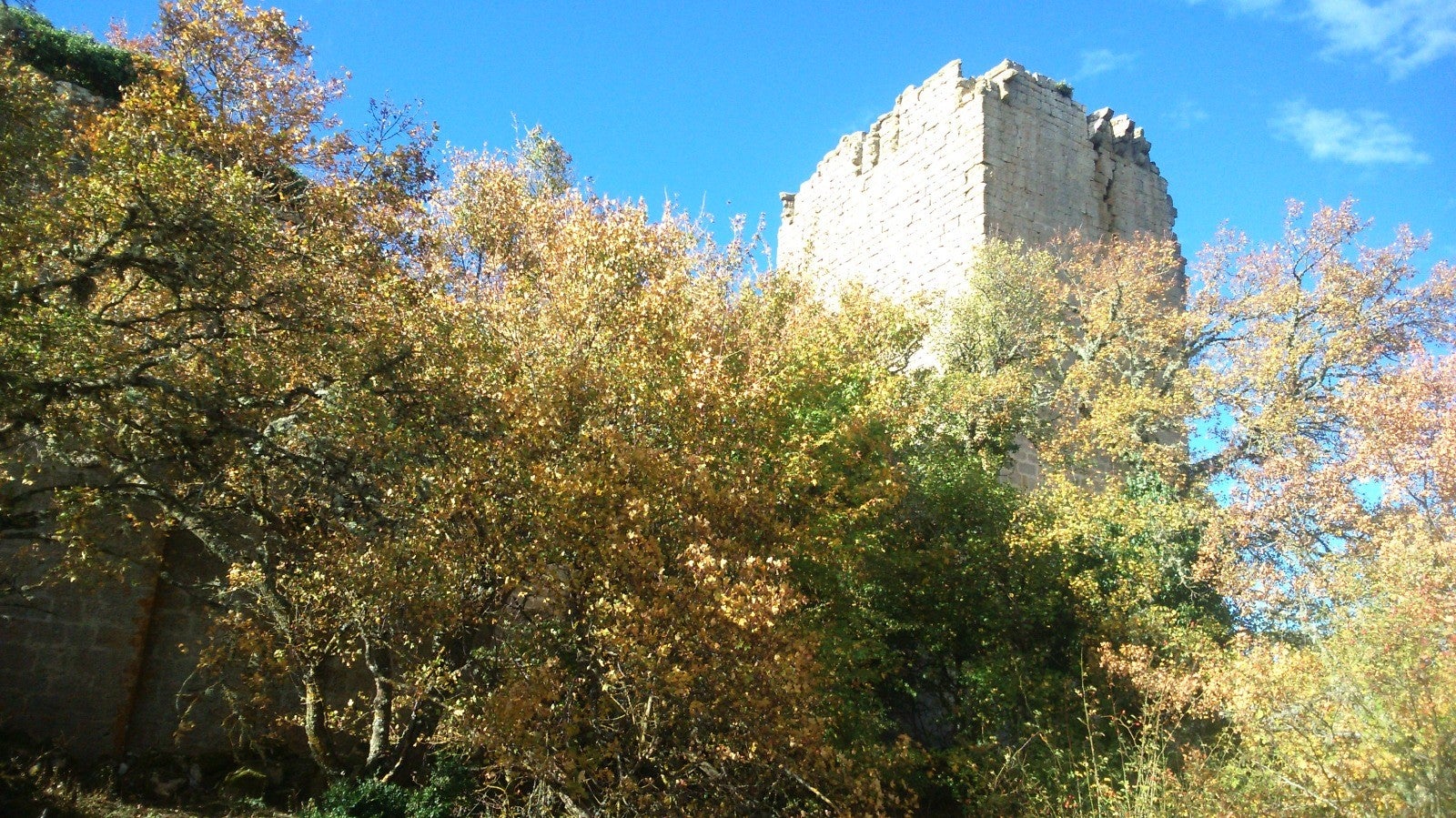 Tierra de Frontera termina con la ruta entre Sos del Rey Católico y Petilla de Aragón Tierra de Frontera termina con la ruta entre Sos del Rey Católico y Petilla de Aragón