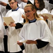 Montserrat té les primeres escolanes de la història Montserrat té les primeres escolanes de la història
