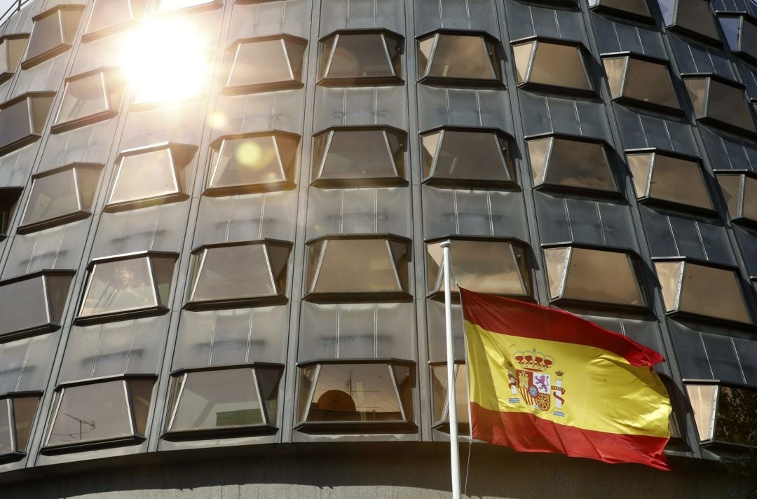 El Constitucional rechaza apartar a la magistrada Laura Díez de la revisión de votos nulos que pide el PSOE El Constitucional rechaza apartar a la magistrada Laura Díez de la revisión de votos nulos que pide el PSOE