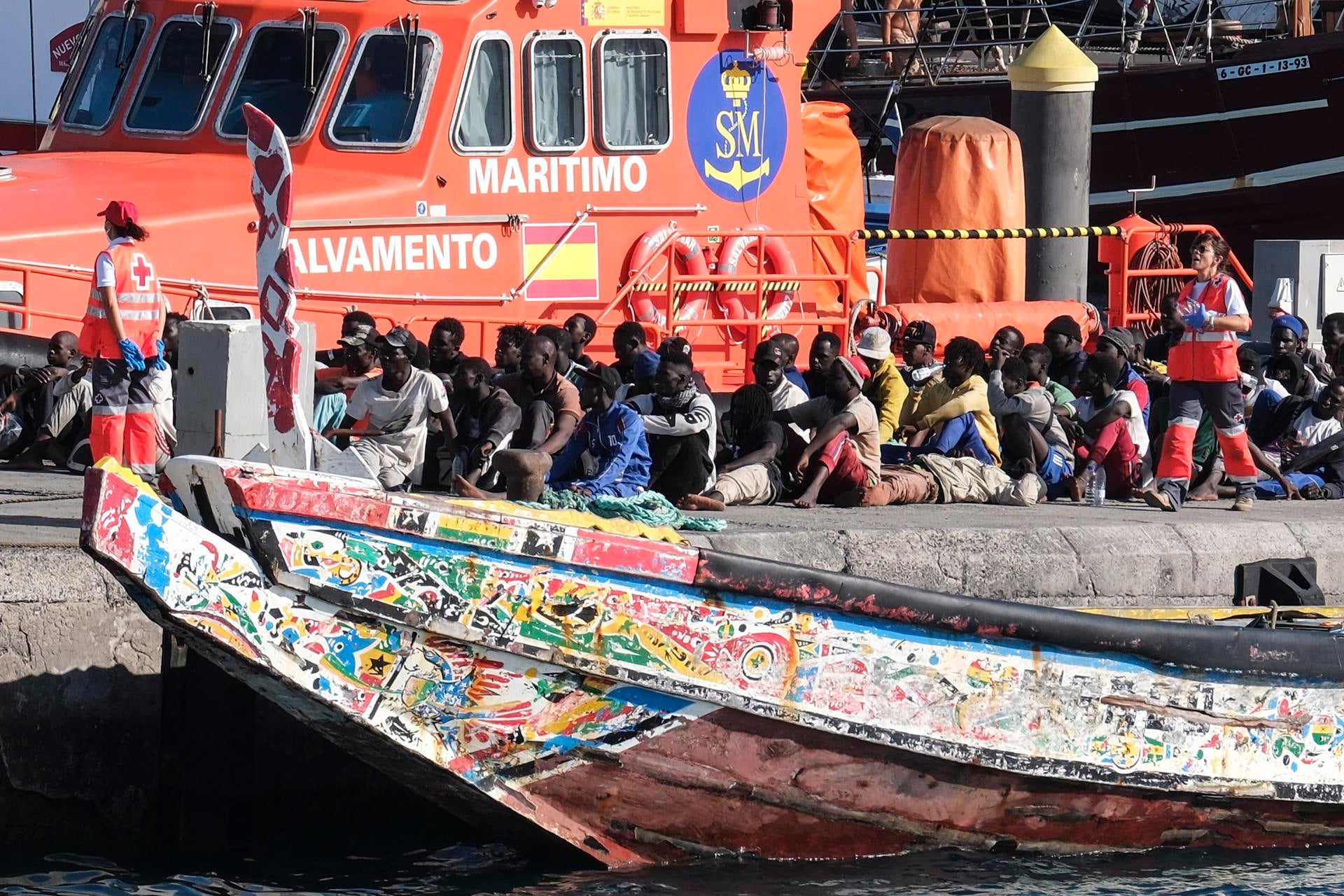 El Gobierno de Canarias exige al Estado un mando único para abordar la crisis migratoria El Gobierno de Canarias exige al Estado un mando único para abordar la crisis migratoria