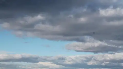 La Aemet prevé una DANA que dejará chubascos desde este viernes en Andalucía y un descenso de las temperaturas La Aemet prevé una DANA que dejará chubascos desde este viernes en Andalucía y un descenso de las temperaturas
