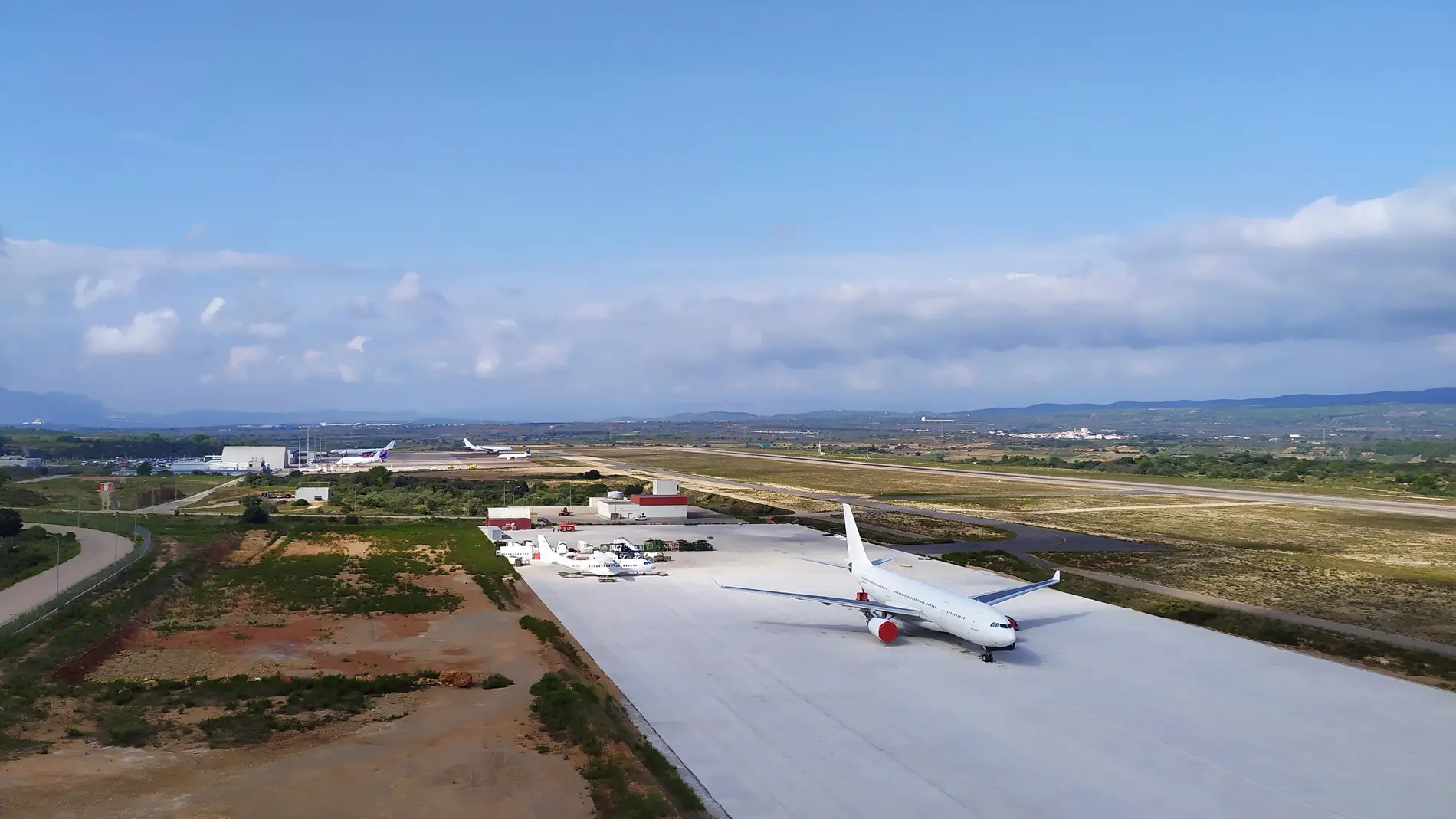 El Aeropuerto de Castellón sigue trabajando en 