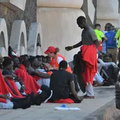 Migrantes atendidos por Cruz Roja en El HIerro (Puerto de la Restinga) Migrantes atendidos por Cruz Roja en El HIerro (Puerto de la Restinga)