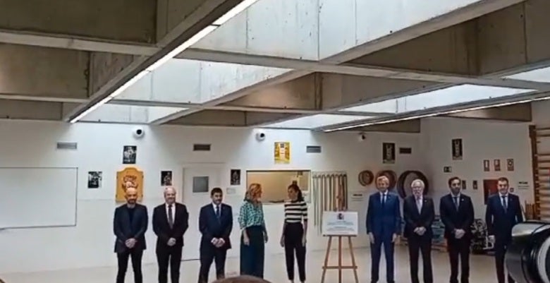 La reina Letizia preside la apertura del curso escolar en el CEIP Camiño Inglés La reina Letizia preside la apertura del curso escolar en el CEIP Camiño Inglés