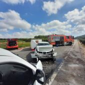 Muere un hombre en un choque frontal entre un coche y una furgoneta entre Corbera y Alzira